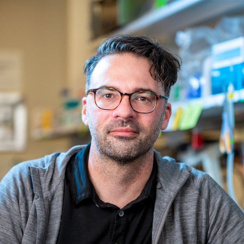 photo of Christopher Brett